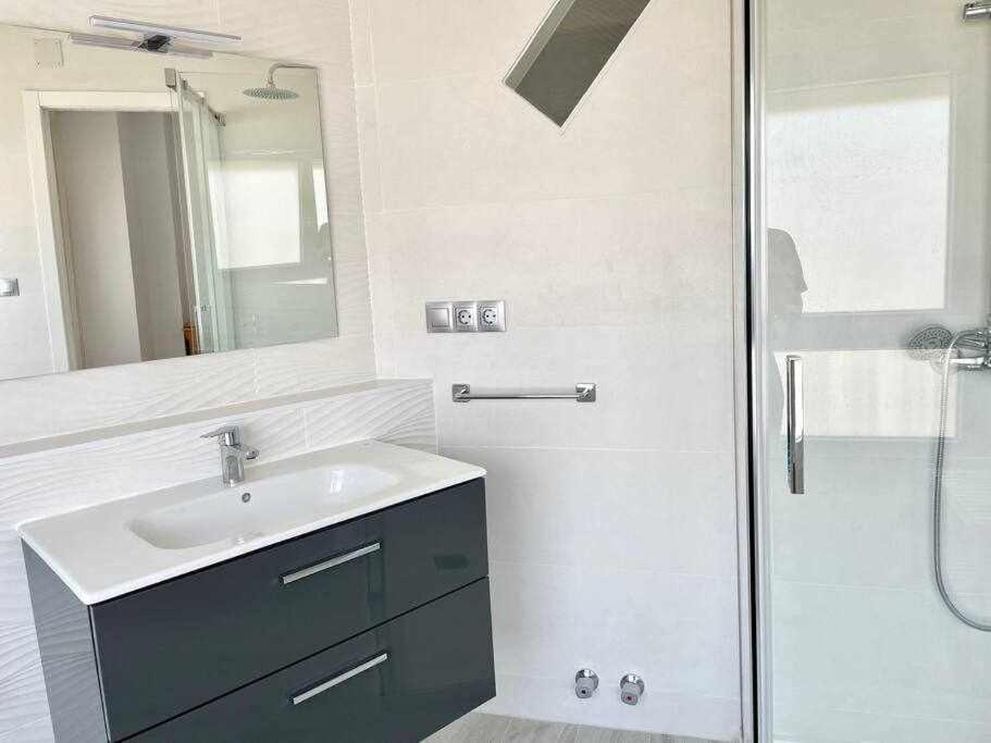Apartamento nuevo Centro histórico de Málaga Exterior foto